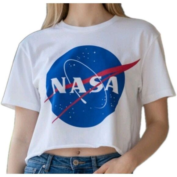 Chemistry Tops - Chemistry Cropped NASA T-Shirt Womens Size M Crew Neck Cut Crop Rocket Science